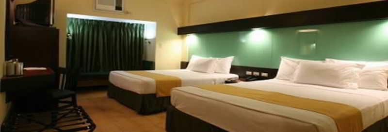 Microtel By Wyndham Cabanatuan Экстерьер фото