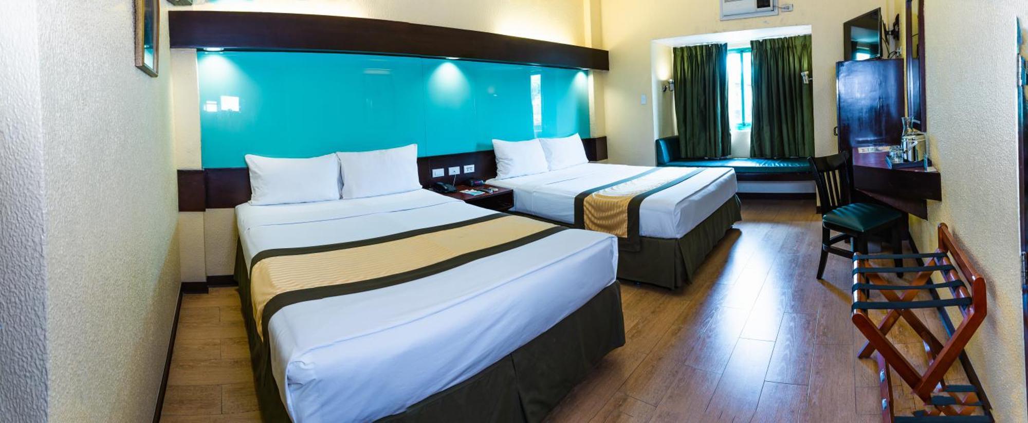 Microtel By Wyndham Cabanatuan Экстерьер фото